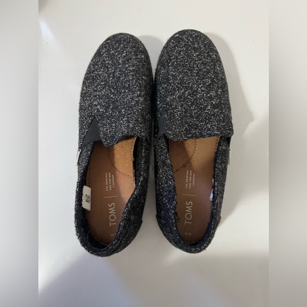 Toms Slip on Womens Shoes
